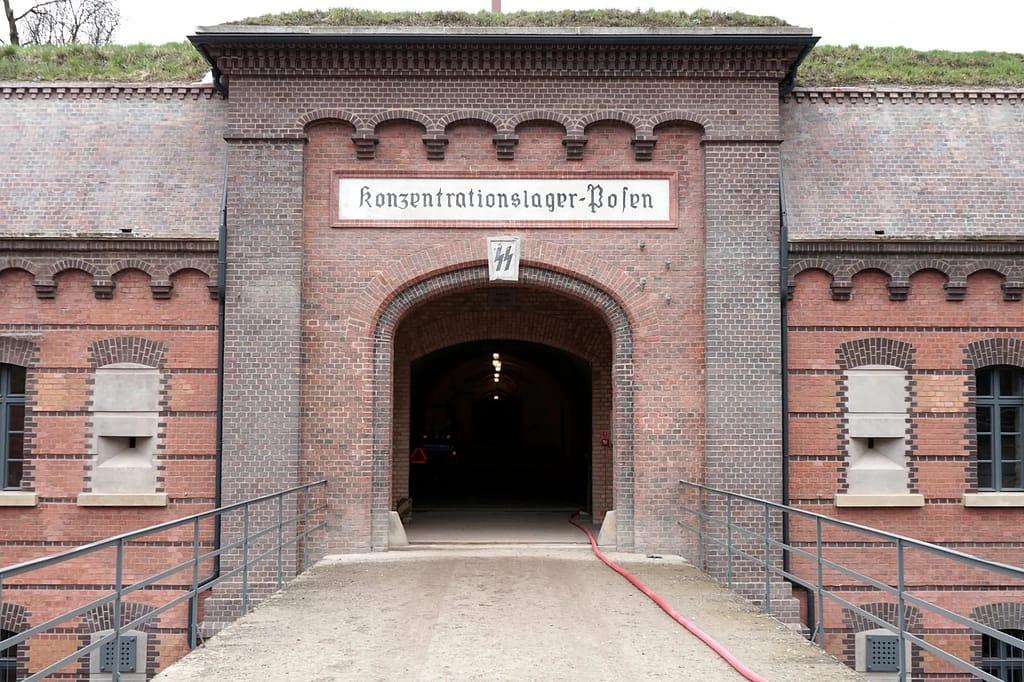 Muzeum Martyrologii Wielkopolan Fort VII - wejście